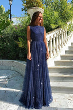 Robe de bal simple longue en ligne A avec décolleté bateau et paillettes