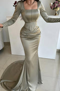 Robe de bal longue simple sirène en satin à encolure carrée avec manches longues