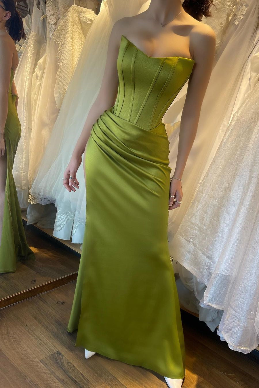Robe de bal longue simple sirène sans bretelles jusqu'au sol