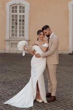 Vestidos de Noiva Simples com Ombros Descobertos, Estilo Sereia, com Fenda