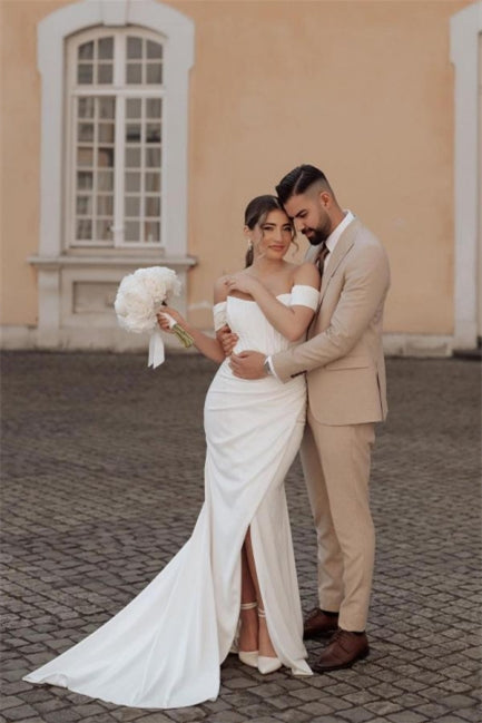 Vestidos de Noiva Simples com Ombros Descobertos, Estilo Sereia, com Fenda