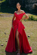 Robe de bal longue rouge simple, ligne A, décolletée épaules dénudées avec fente