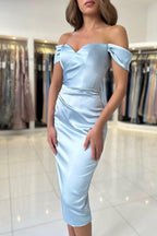 Robes de soirée en satin à col en V simple, manches courtes, coupe droite avec volants