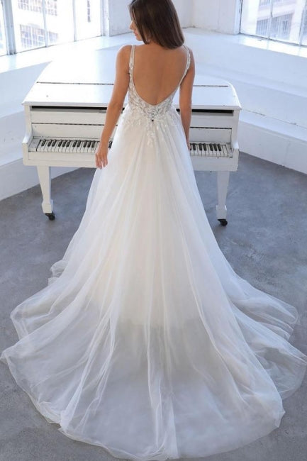 Vestidos de Noiva Simples em Tule com Decote em V, Sem Mangas e Corte em A