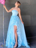 Robe de bal formelle en tulle et dentelle bleu ciel, bustier sans bretelles, jupe évasée asymétrique avec fente