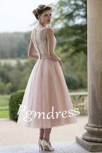 Vestido de Casamento Outonal em Tule Comprido com Flores Delicadas e Sem Mangas na Cor Rosa Suave
