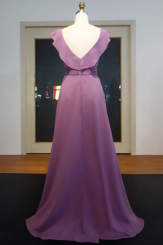 Vestidos de baile sem mangas, compridos até ao chão, em linha A, com decote em V e folhos em chiffon