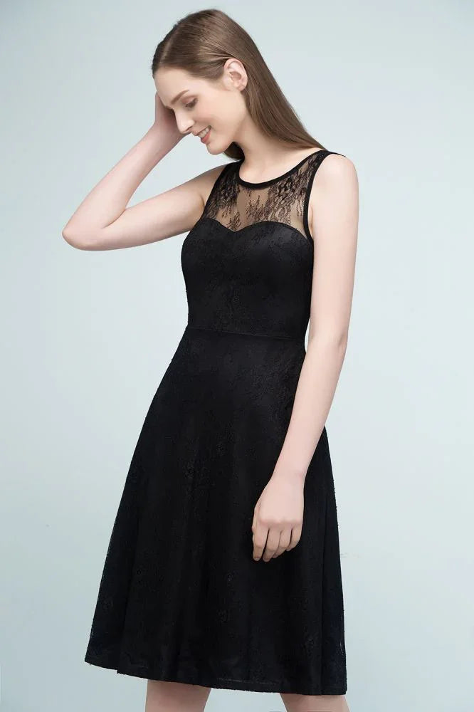Sleeveless Lace A-line Knee Length Bridesmaid Dresses