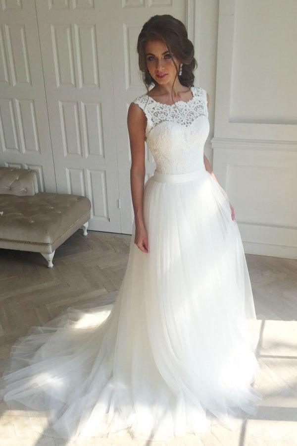 Vestido de novia blanco de encaje sin mangas con cola larga y corte A
