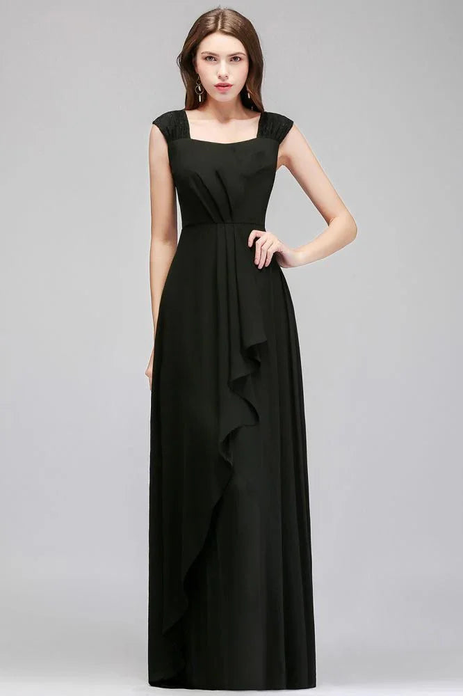 Vestidos de Dama de Honra Pretos em Chiffon com Folhos e Sem Mangas