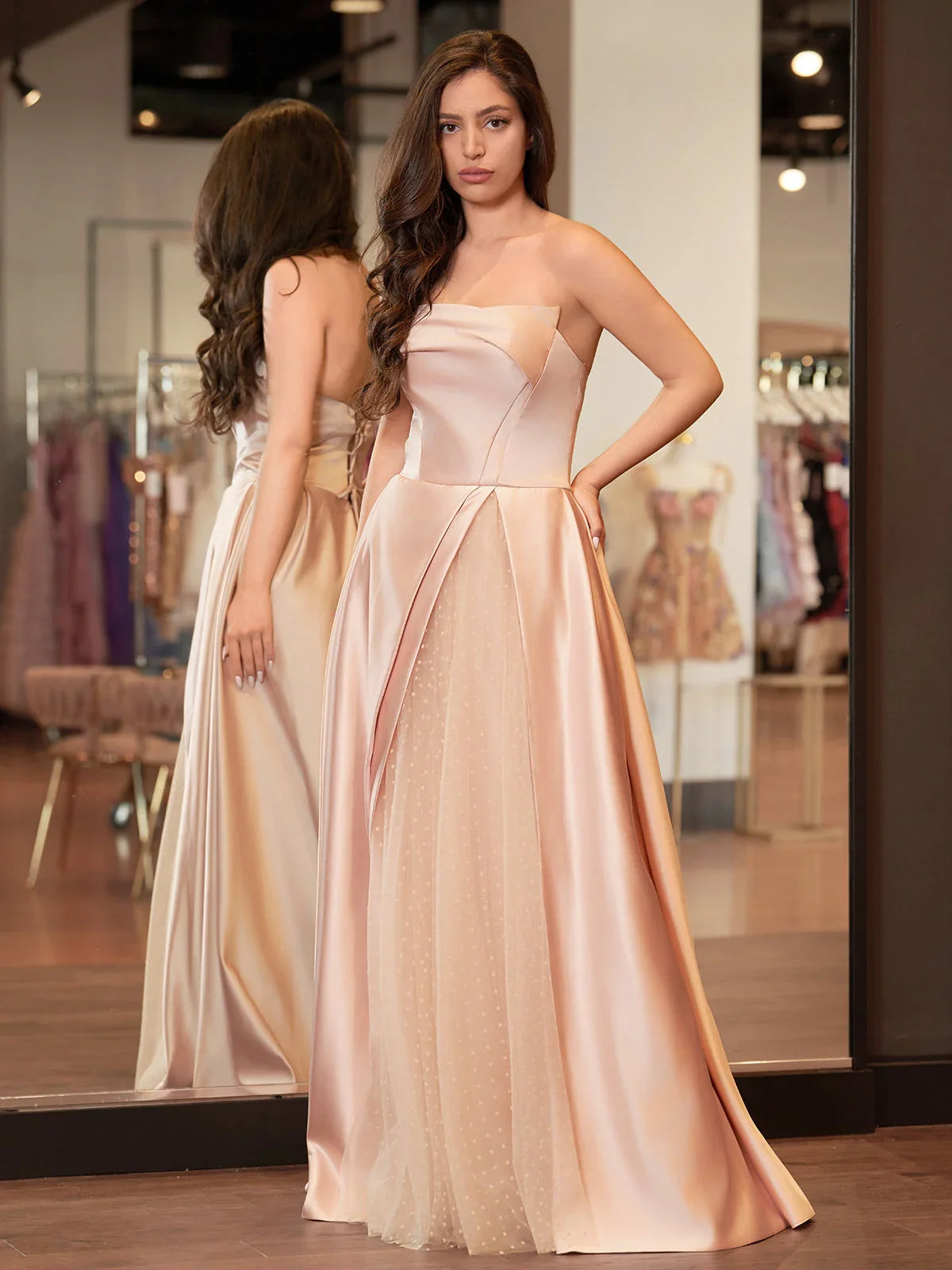 Vestido de noche largo hasta el suelo en línea A sin mangas de satén con abertura y tirantes de tul, vestido de baile sin tirantes