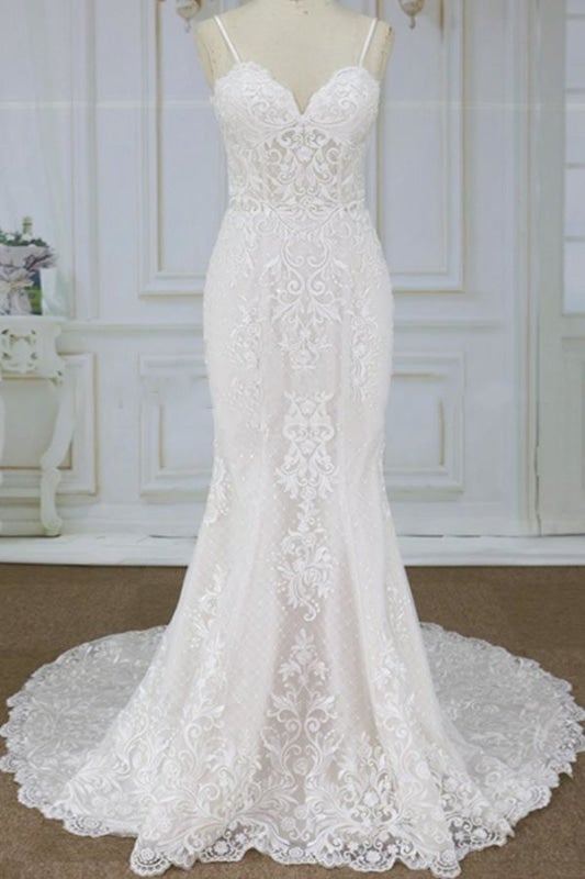 Abiti da sposa eleganti con applicazioni a spalline sottili e sirena graziosa
