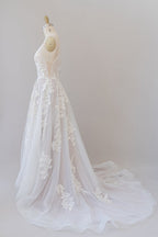 Robe de mariée en tulle avec bretelles spaghetti et appliques en dentelle