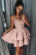 Vestido de Cetim Rosa para Baile de Finalistas com Alças Finas, Camadas e Lantejoulas