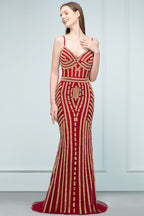 Abito da sera lungo fino al pavimento con scollo a V a forma di sirena, perline e tulle Spaghetti