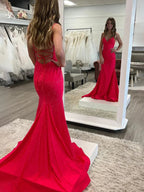 Lilly | Vestido largo de gala de satén con escote en V y cuentas, sirena brillante