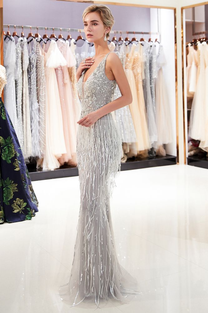 Vestido de Baile com Lantejoulas, Decote em V, Franjas e Cauda de Sereia Brilhante