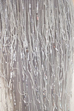 Vestido de Baile com Lantejoulas, Decote em V, Franjas e Cauda de Sereia Brilhante
