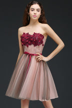 Robe de bal de fin d'année princesse en tulle sans bretelles, longueur genou