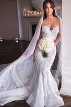 Abito da sposa sirena con scollo a cuore senza spalline, applicazioni di perline, tulle, abbigliamento nuziale