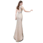 Robe de soirée sirène argentée moulante à perles, sans manches, col en V profond et élégante