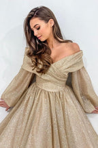 Robe de bal longue élégante champagne en ligne A, épaules dénudées, manches longues avec paillettes