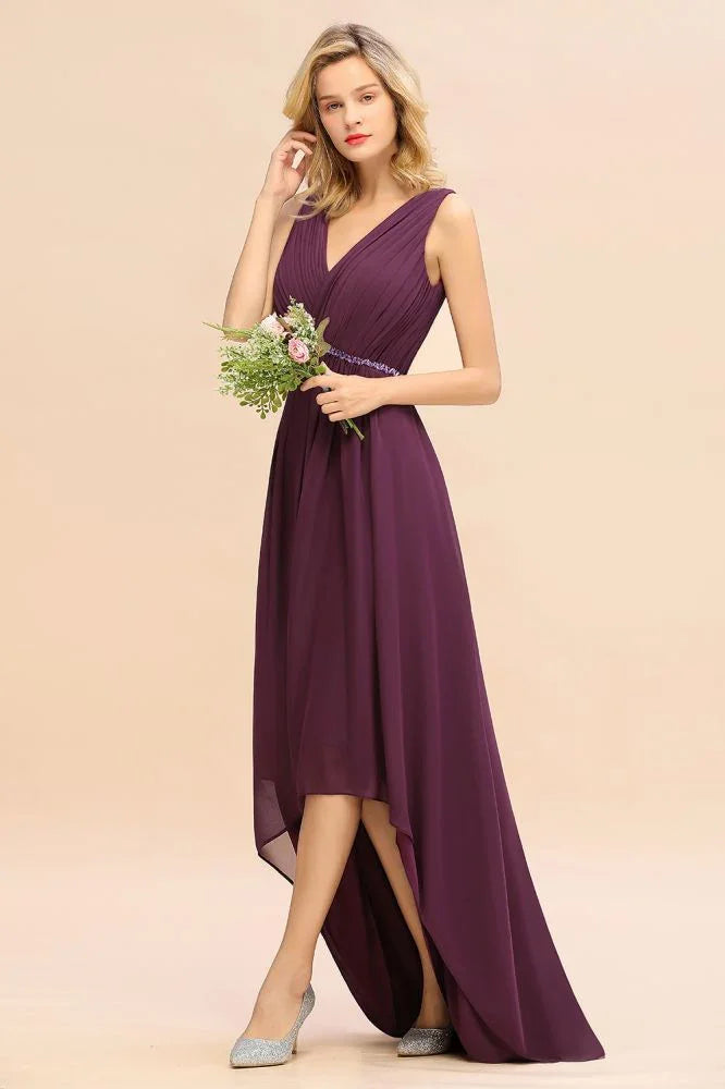 Vestido de Festa Elegante com Decote em V, Corte Assimétrico, Linha A, Bordado com Contas, em Chiffon, para Damas de Honra