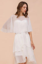 Süßes Mini-Chiffonkleid mit Wickel, Einfaches Strandjungfernkleid für die Braut