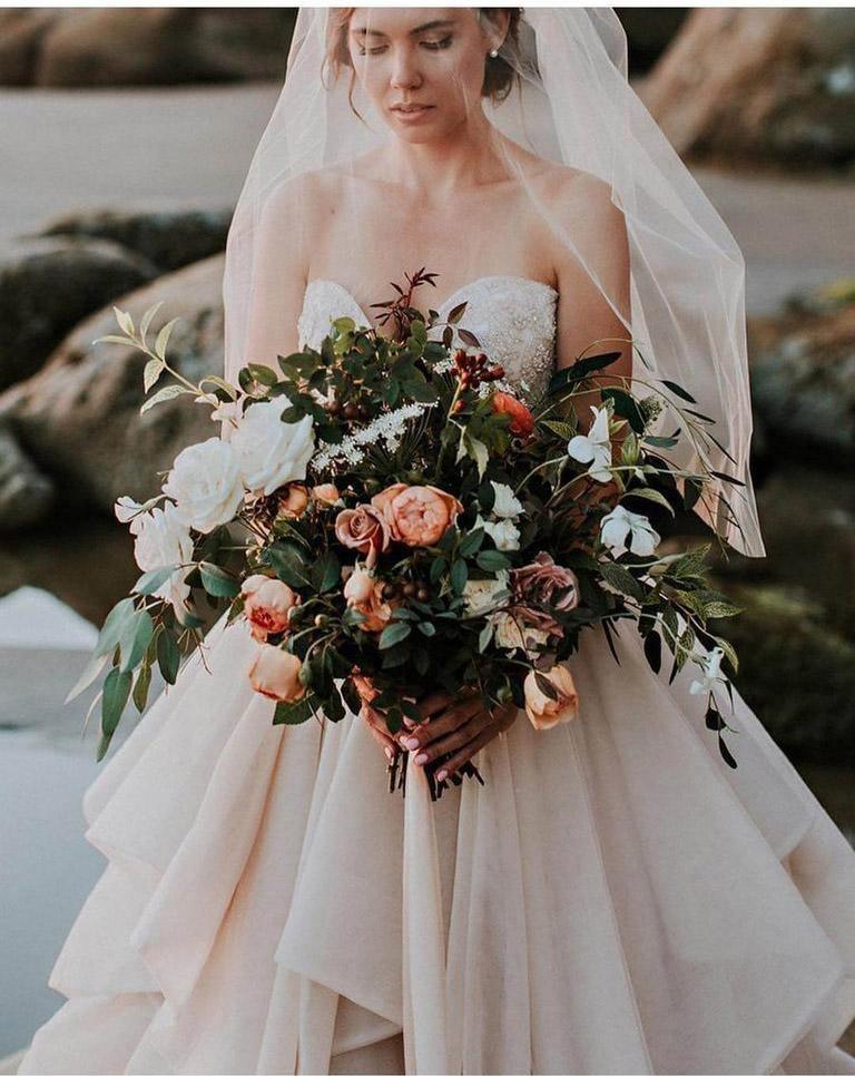 Vestidos de Noiva com Decote Coração e Corpete Bordado Vestidos de Casamento