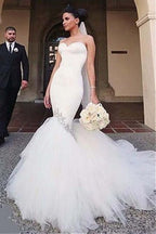 Abiti da sposa con scollo a cuore e perline a sirena