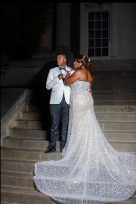 Sweetheart Sleeveless Beaded Lace Mermaid Wedding Dress