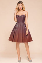 Robe courte sans manches Sweetheart pour retour à la maison en soie éclatante, longueur genou, robe de bal