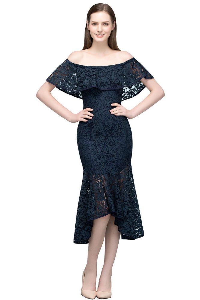 Vestidos de Baile de Renda Pretos com Comprimento Chá, Estilo Sereia e Ombros Descobertos
