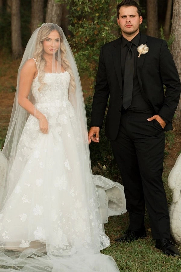 Ivory Square Neck Sleeveless Wedding Dress With Appliqués And Chapel Train