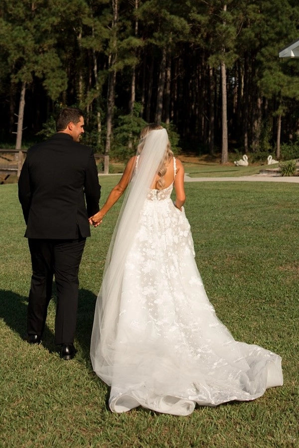 Ivory Square Neck Sleeveless Wedding Dress With Appliqués And Chapel Train