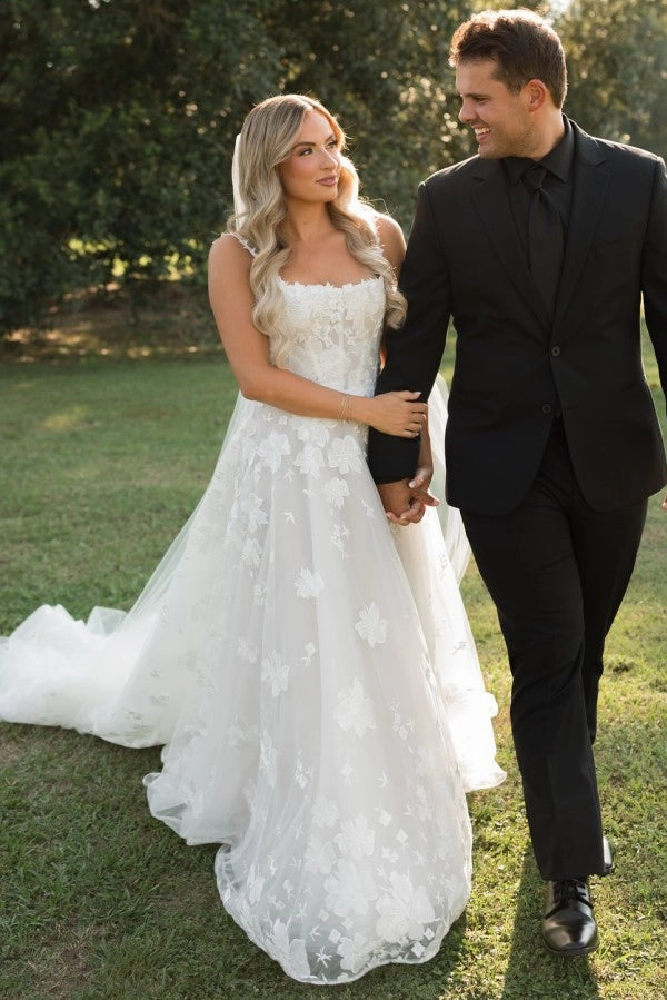 Ivory Square Neck Sleeveless Wedding Dress With Appliqués And Chapel Train