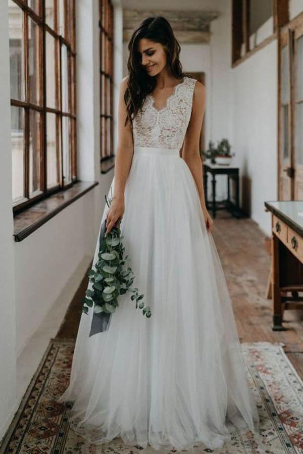 Vestido de novia de playa de tul sencillo con encaje superior y espalda en V