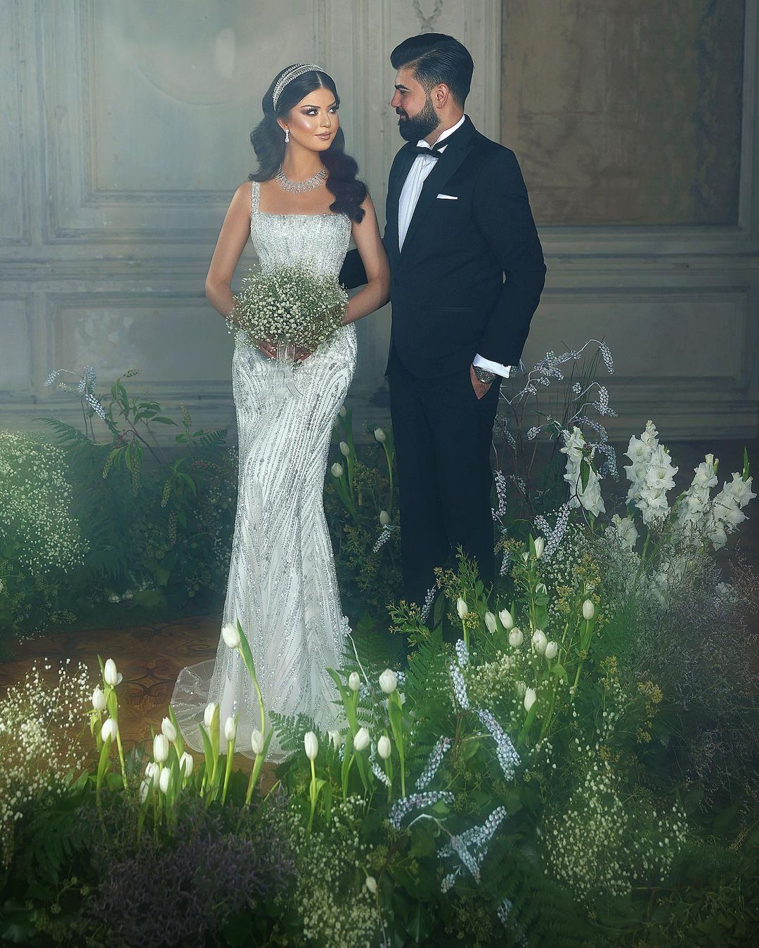 Vestido de Noiva Comprido até ao Chão, com Alças Finas Quadradas, Sem Mangas, Estilo Sereia, em Renda, na Moda