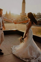 Robes de mariée uniques en dentelle, longues jusqu'au sol, à bretelles spaghetti, sans manches, coupe colonne avec applications