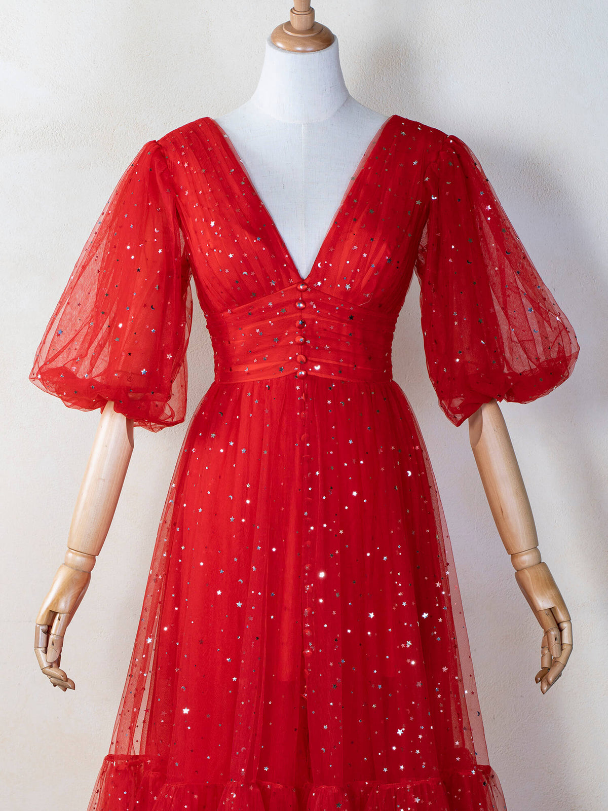 Teelanges Ballkleid aus Tüll mit V-Ausschnitt und Glitzer