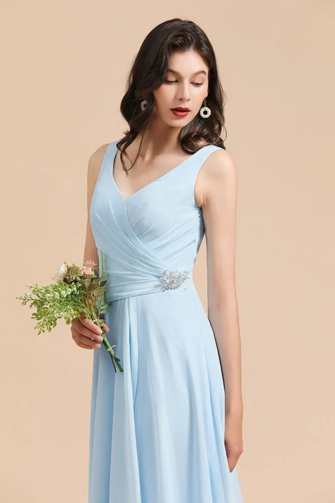 Vestido de Dama de Honra em Chiffon com Decote em V, Corte A, Sem Mangas, Comprimento Até ao Chão, Vestido de Casamento Simples