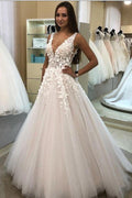V Neck Sleeveless Tulle Beach Wedding Dress With Appliques Lace A Line