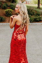Veilance | Vestidos largos de fiesta con lentejuelas en forma de sirena sin tirantes rojos con abertura