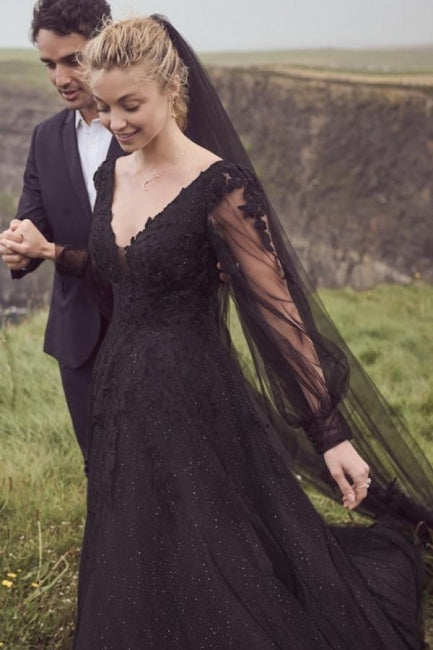 Vintage A-Linie Schwarze Brautkleider mit V-Ausschnitt und langen Ärmeln