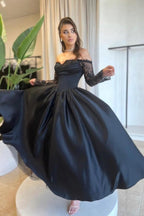 Robes de bal noires vintage en satin à manches longues, en forme de A, décolleté cœur avec applications