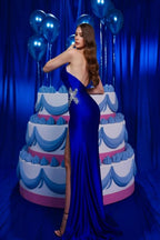 Robe de bal vintage bleue en satin, col en V, sans manches, à colonnes, avec volants et fente