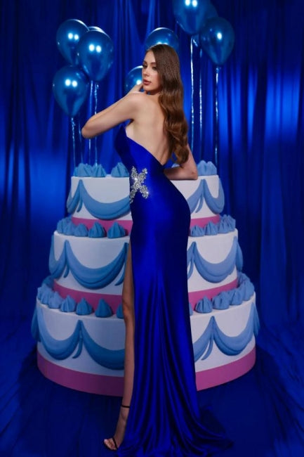 Robe de bal vintage bleue en satin, col en V, sans manches, à colonnes, avec volants et fente
