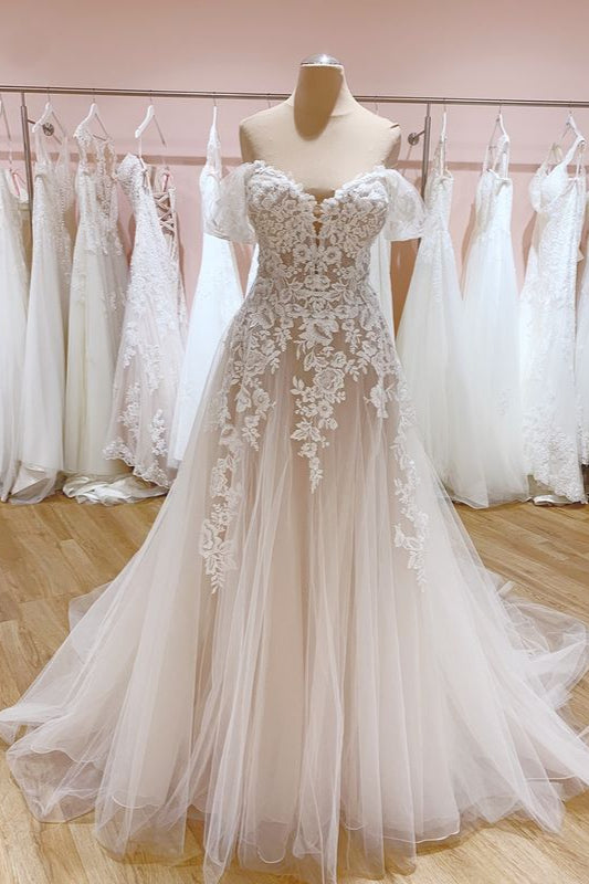 Abito da sposa vintage lungo a linea ad A, scollato sulle spalle, con scollo a cuore e schiena scoperta in tulle