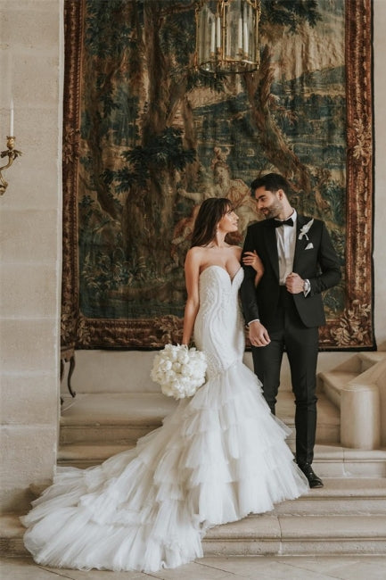 Robes de mariée vintage sans manches sirène avec dentelle