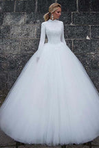 Abito da sposa vintage in raso con collo alto e vita naturale a gonna ampia
